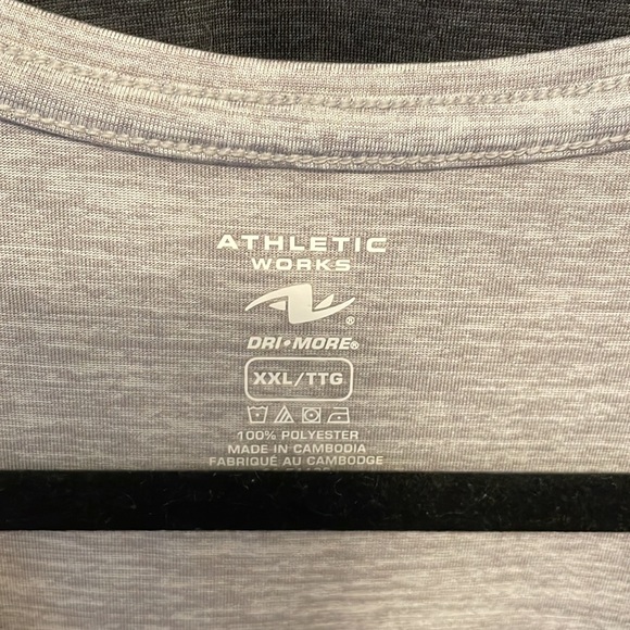 Women’s Athletic Works tee shirts (2) - Picture 2 of 5